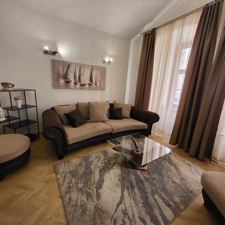 Monar Exclusive Center Free Parking In Garage Apartment โกชิเซ ภายนอก รูปภาพ