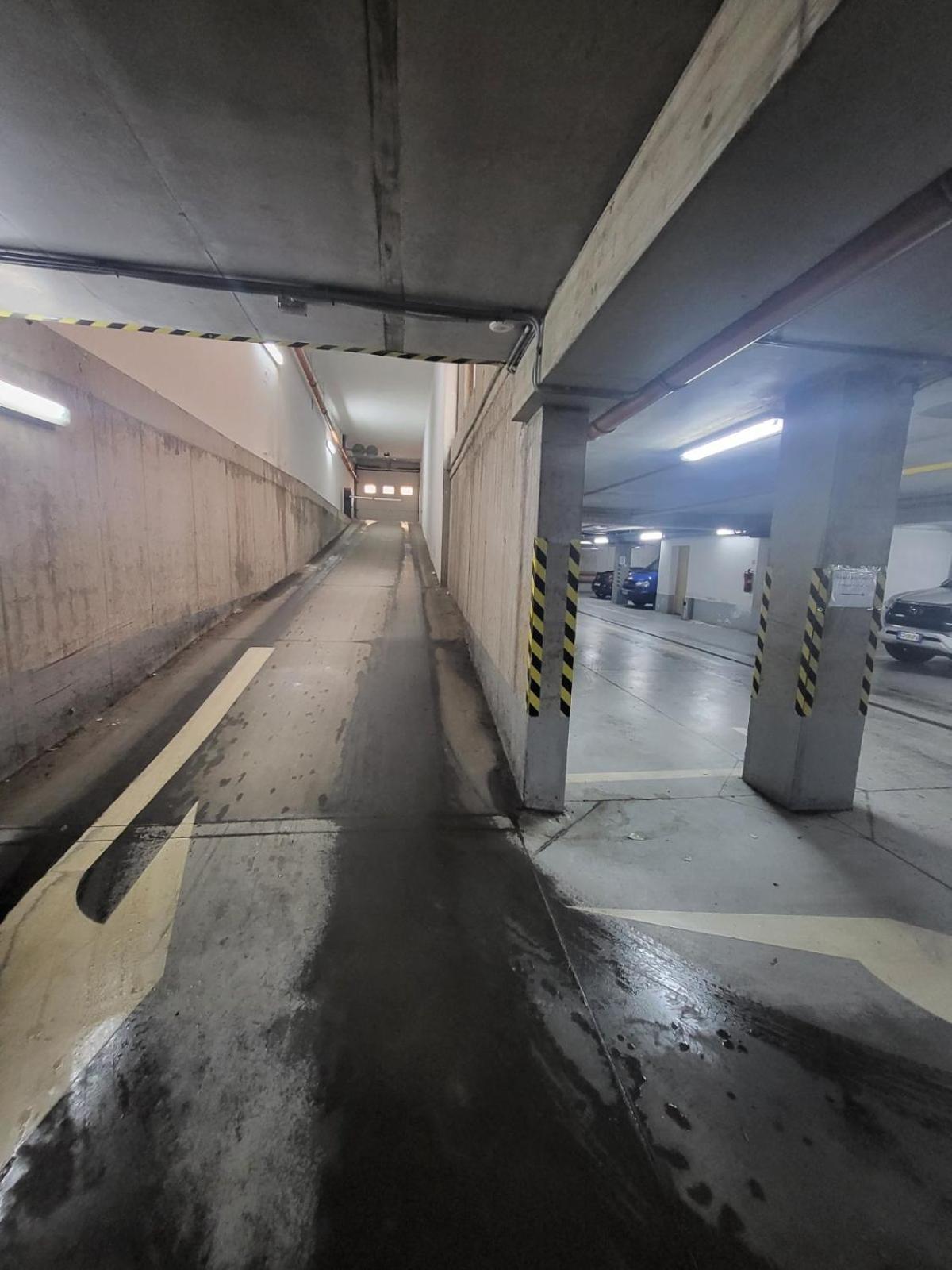 Monar Exclusive Center Free Parking In Garage Apartment โกชิเซ ภายนอก รูปภาพ